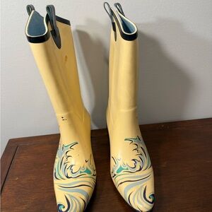 Left Texas- selling my boot collection (more to follow), 1st - cute rain boots!